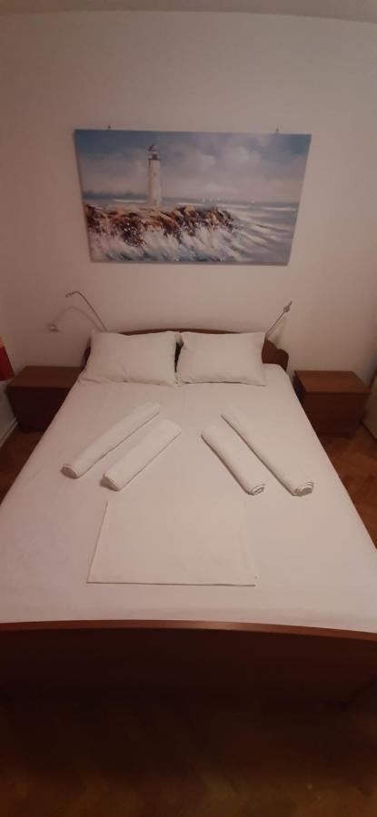 Apartment Krajacic Krk Town Eksteriør billede