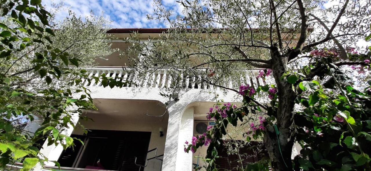 Apartment Krajacic Krk Town Eksteriør billede